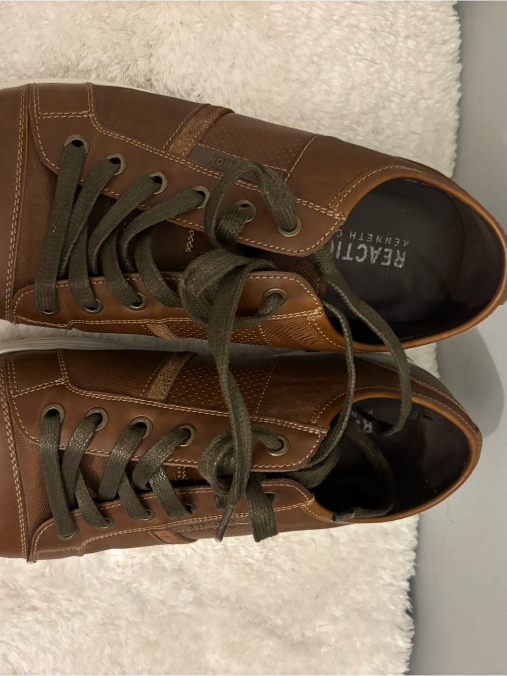 Kenneth Cole Reaction Brown Leather Low-Top Sneakers with Olive Laces